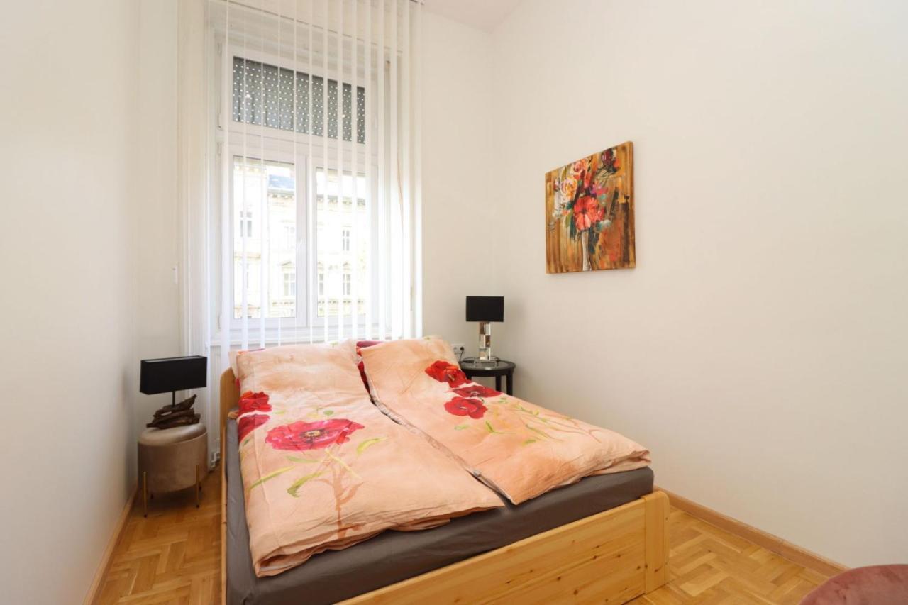 Ziti Citi Budapest Lägenhet Exteriör bild